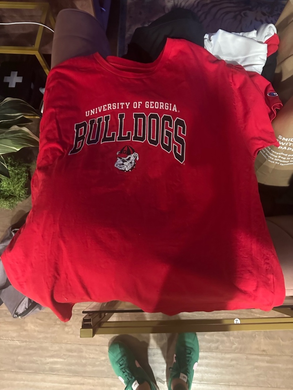 University of Georgia Bulldogs Red Graphic Tee